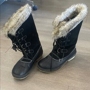 Snow Boots